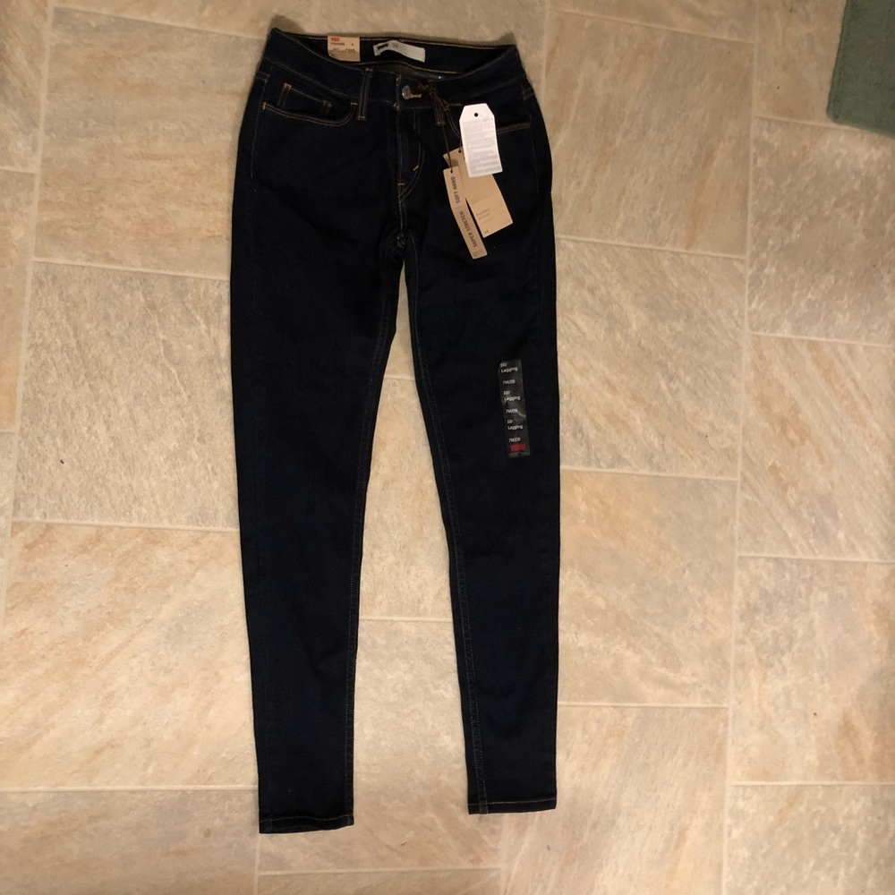 🔥 Brand New! Levi Super Skinny Jeans! 🔥
